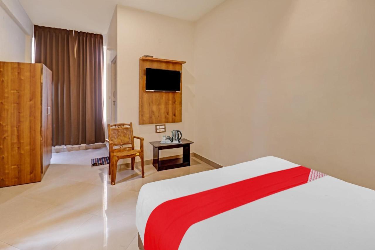 Hotel O Formula Vanivilasa Puram Exterior photo