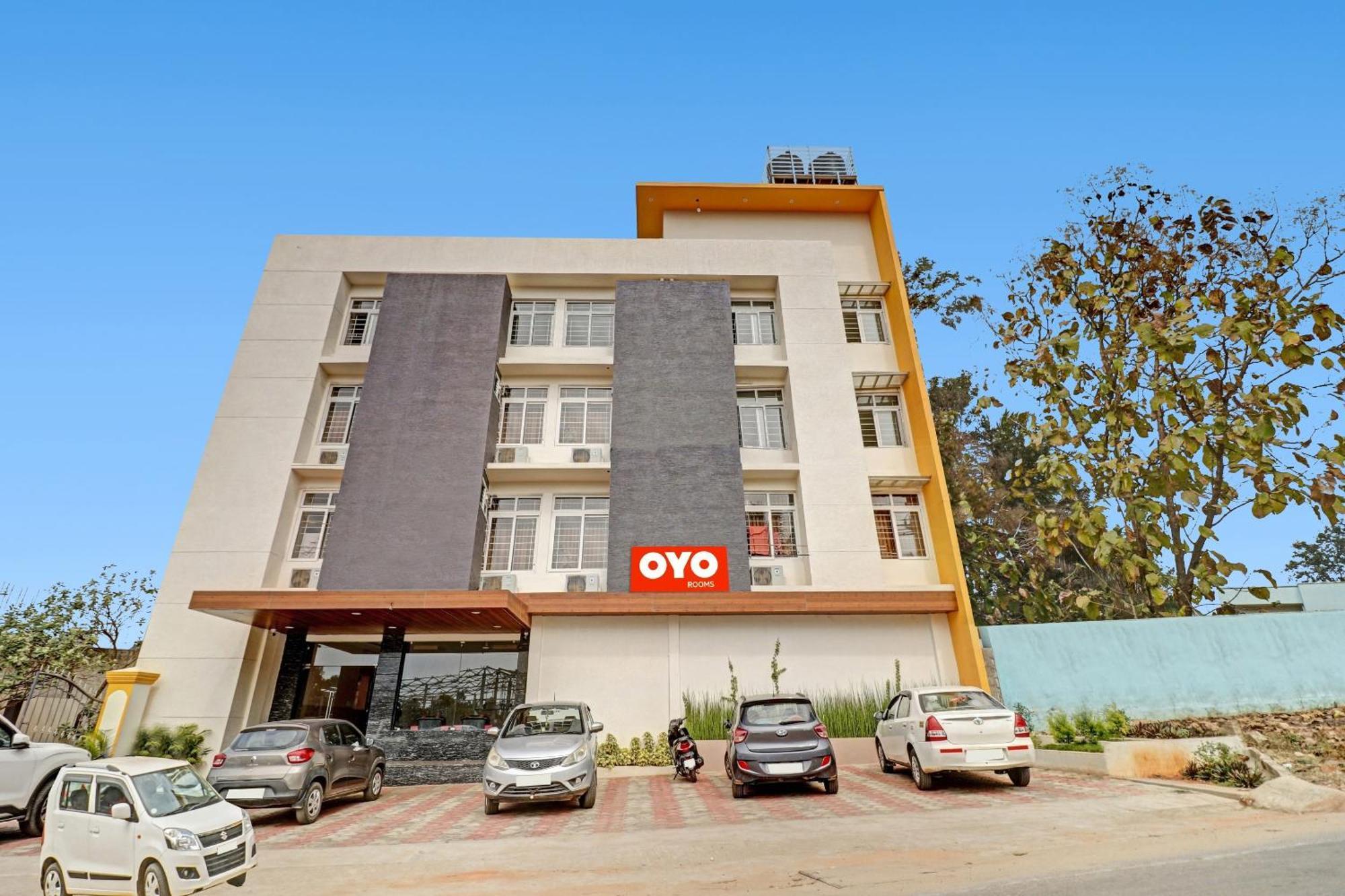 Hotel O Formula Vanivilasa Puram Exterior photo