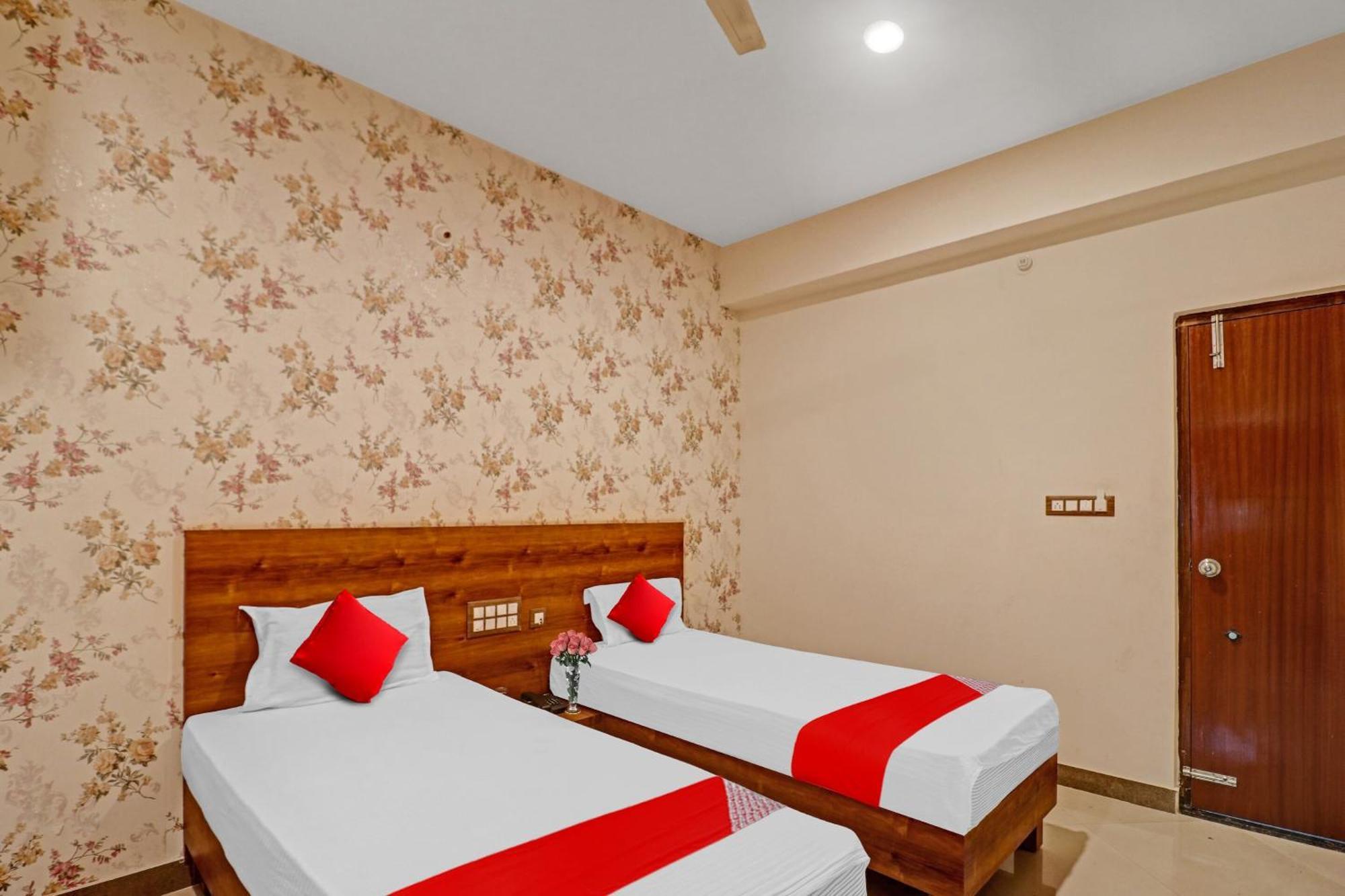 Hotel O Formula Vanivilasa Puram Exterior photo